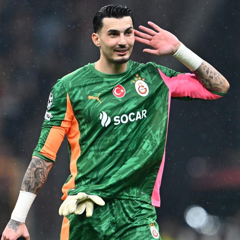 �ngilizlerin radar�nda! U�urcan �ak�r'a 2 talip