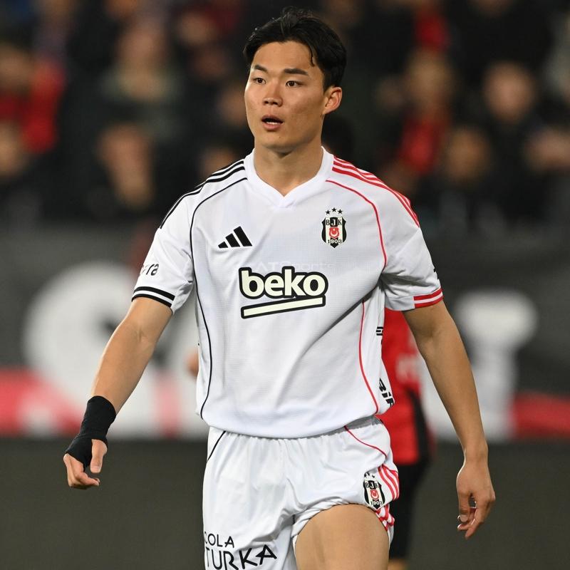 Oh korkusuzca oynuyor