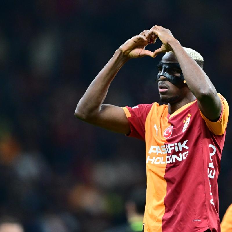 Osimhen'den altyap� ata��... T�rkiye'den kul�p sat�n al�yor!