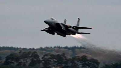 Bölge alev topuna döndü: F-15 savaş uçağı düşürüldü