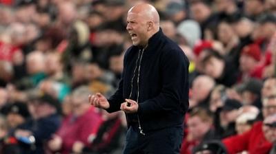 Liverpool 10 y�l sonra kabusu ya��yor