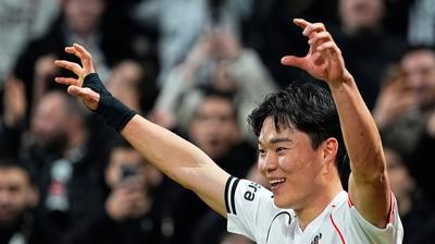 Oh korkusuzca oynuyor