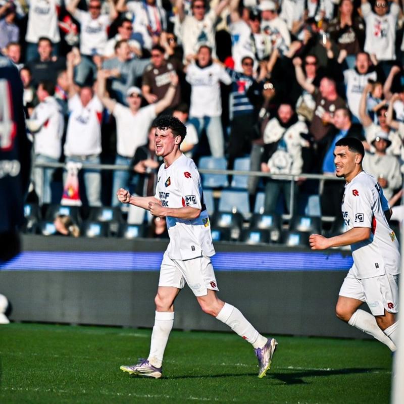 Telstar, PSV'nin �ampiyonluk hayallerini erteledi