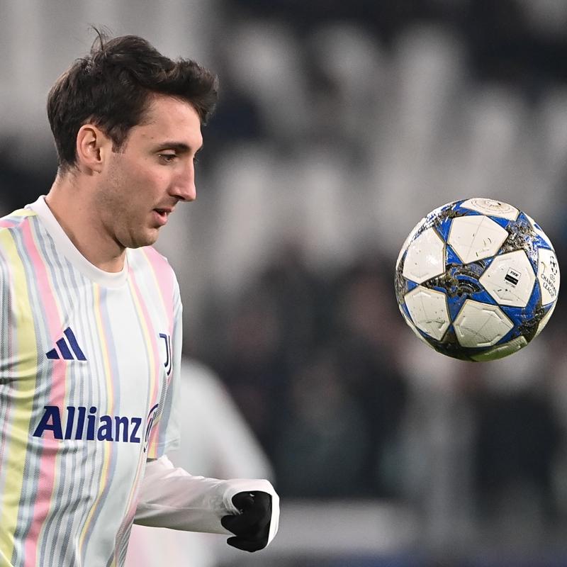 Barcelona'ya 50 milyon euroluk sol bek