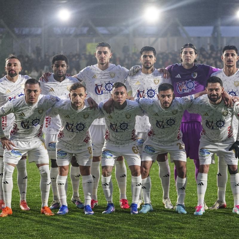 Erzurumspor FK, S�per Lig i�in iddial� konumda