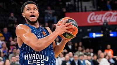 Anadolu Efes deplasmanda Barcelona ile karşılaşacak