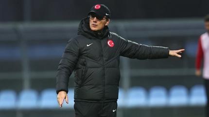 A Milli Tak�m, Romanya ma��n�n haz�rl�klar�n� s�rd�rd�