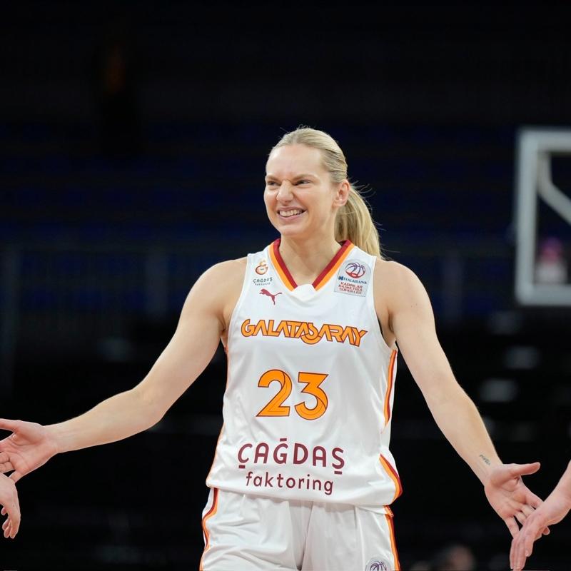 Galatasaray'dan yar� finalde ilk zafer