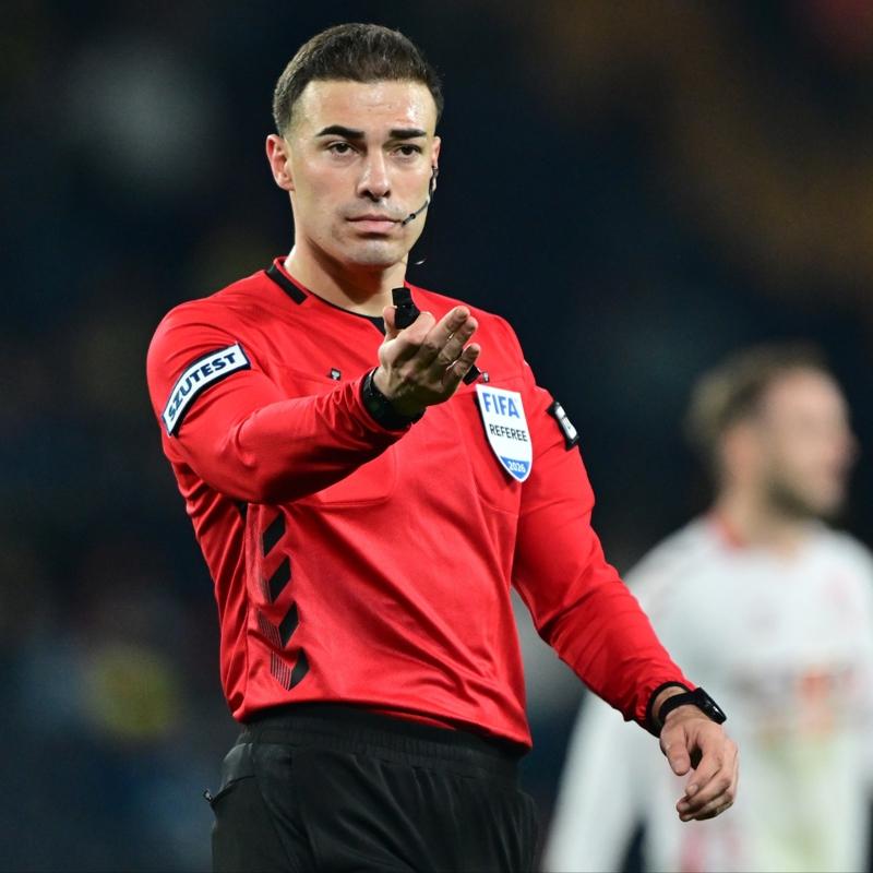 O�uzhan �ak�r'a UEFA'dan g�rev