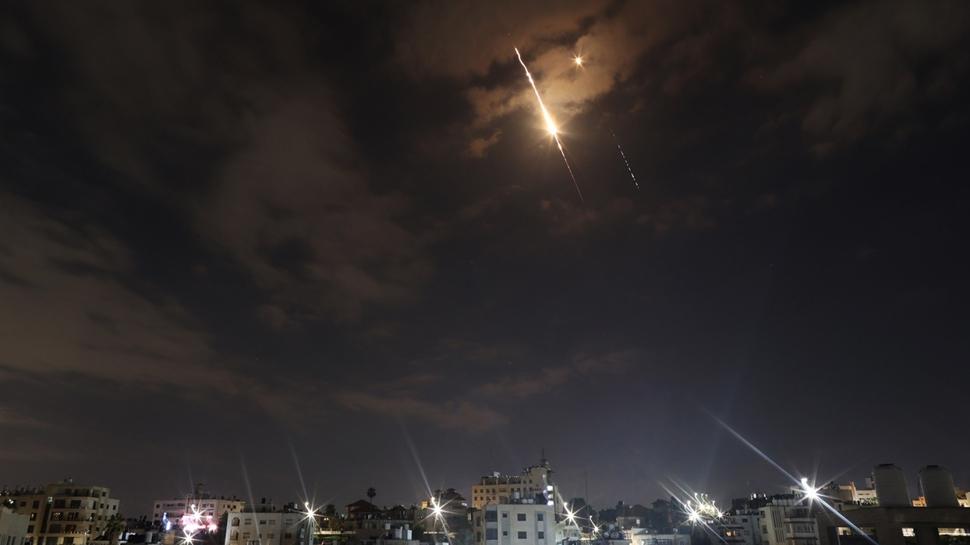 Sava� 25. g�n�nde t�rman�yor! Araplar Trump'� masaya �a��rd�