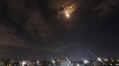 Sava� 25. g�n�nde t�rman�yor! Araplar Trump'� masaya �a��rd�