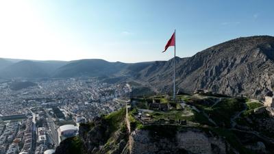Tarihi miras� ve do�al g�zellikleriyle �ne ��k�yor... Amasya ziyaret�ilerini a��rl�yor