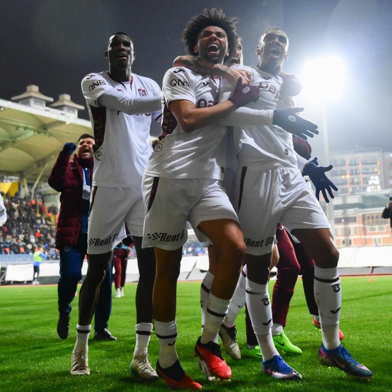 Trabzonspor gole doymuyor! �ampiyonluk sezonu solland�