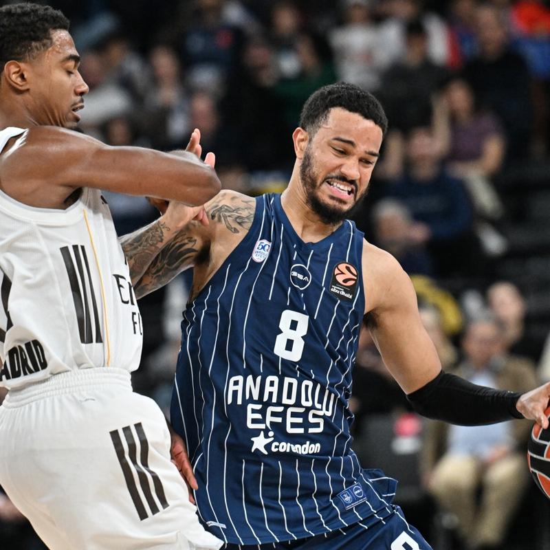 Anadolu Efes, Real Madrid deplasman�nda