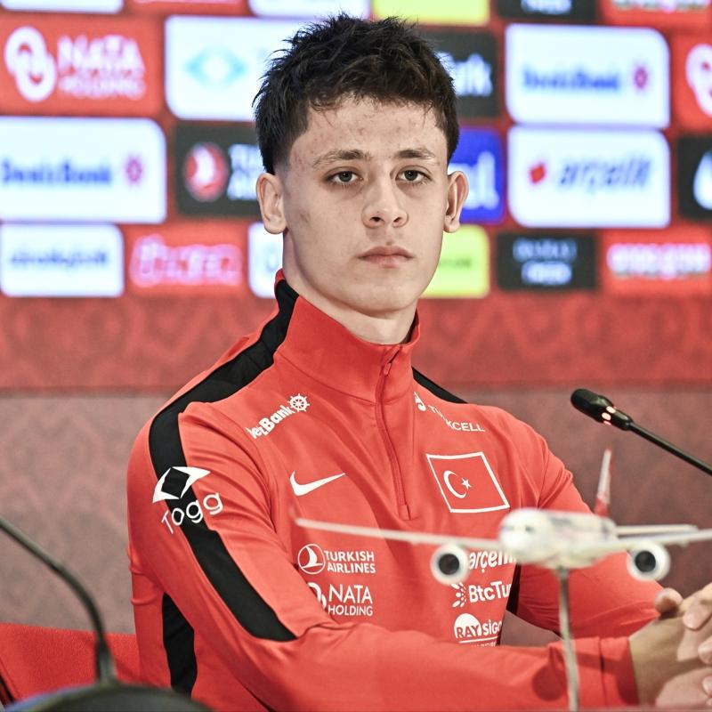 Arda G�ler'den o soruya net cevap! 'Milli tak�mda nerede oynad���m�z�n �nemi yok'