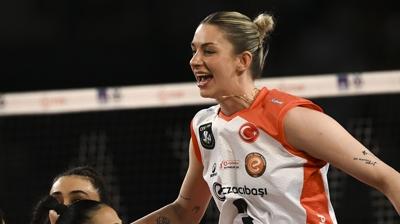 Eczac�ba�� Dynavit, Kupa Voley'de finalde