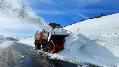 Kardan dolay� 3,5 ayd�r kapal�yd�! Ardahan-Ardanu� kara yolu a��l�yor