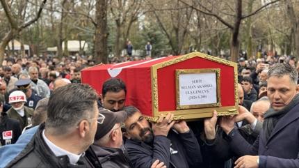 �ehide son g�rev... Akarsel'in naa�� Konya'da defnedildi