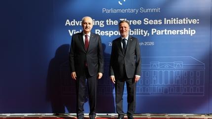 ��� Deniz Giri�imi Parlamenter Zirvesi� ba�lad�! TBMM Ba�kan� Kurtulmu�'ta kat�ld�