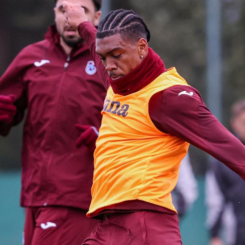 Trabzonspor'da kritik Galatasaray ma�� mesaisi ba�lad�