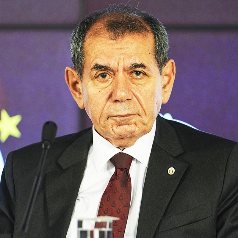 Galatasaray'da ba�ar� kasay� doldurdu! 4 kalemde 347 milyon euroluk gelir