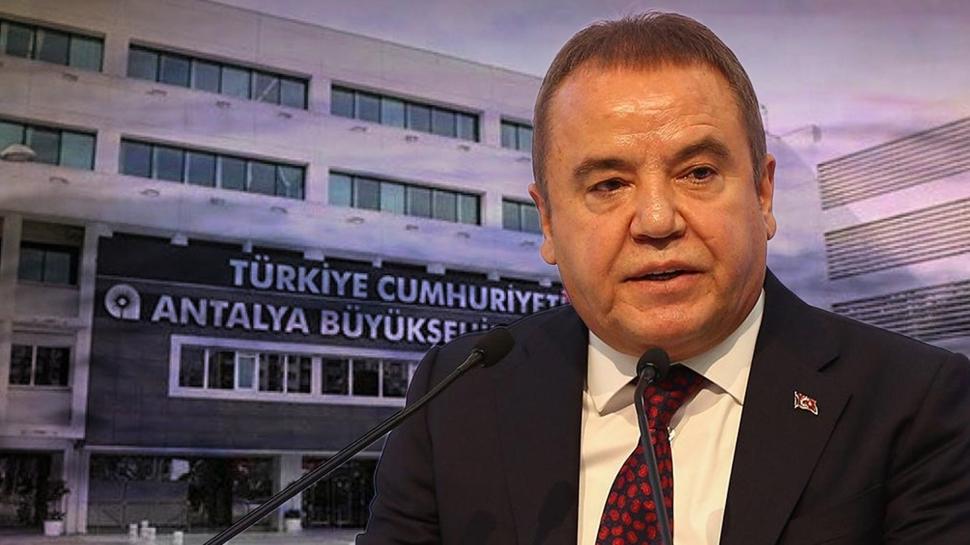 İBB'deki yolsuzluk Antalya'ya sıçradı! Muhittin Böcek'in adamları tutuklandı