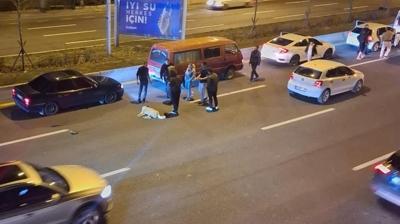 Ba�kentte ba��bo� k�pek sorunu! Birden fazla ara� birbirine girdi