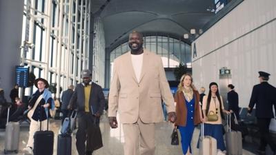 Turkcell'in 5G ileti�iminde reklam y�z�: Basketbol efsanesi Shaquille O'Neal