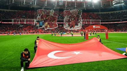 Dolmabah�e'de D�nya Kupas� koreografisi: 2002-2026...