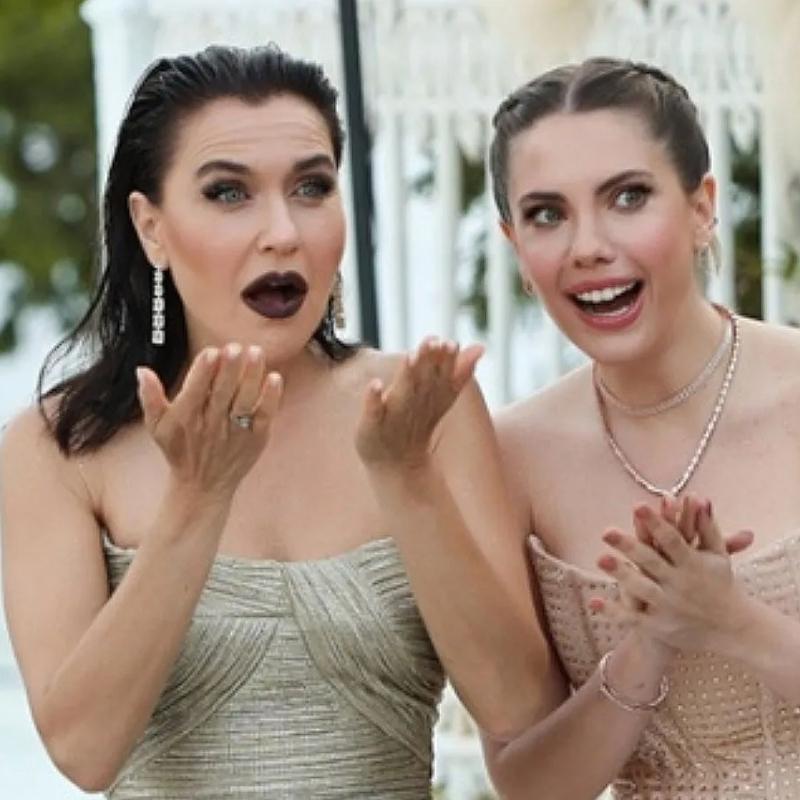 Yasak Elma'n�n d�n��� kesinle�ti! Herkes ayn� �eyi s�yledi: 'Sak�n o ismi oynatma'