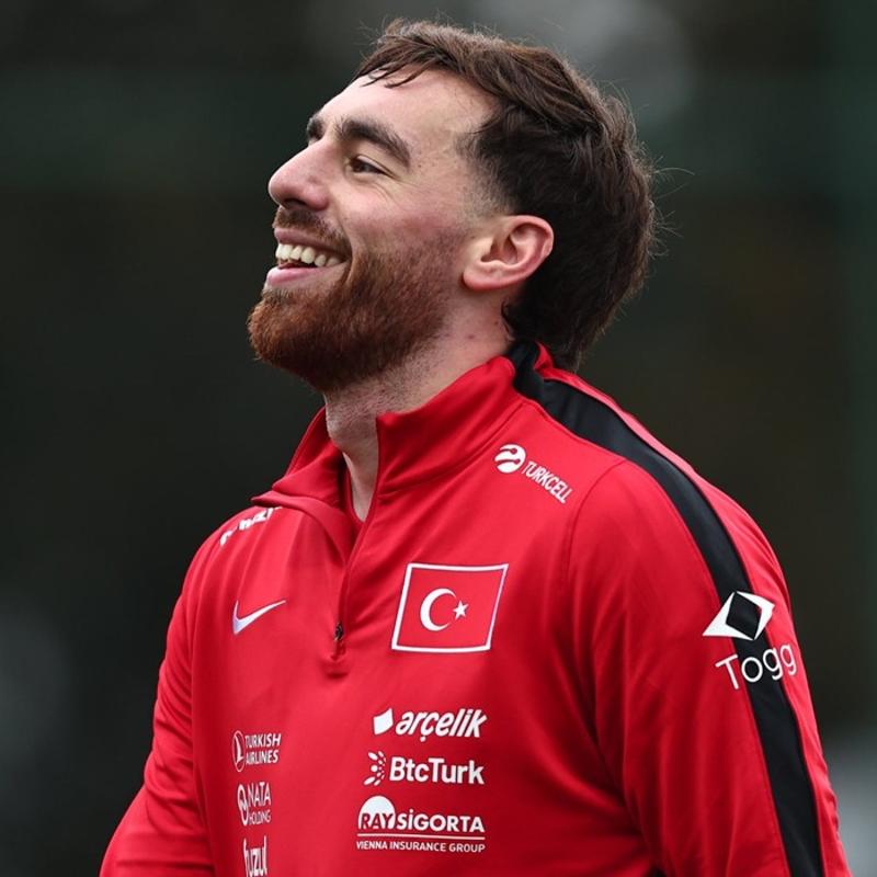 A Milli Tak�m, Kosova mesaisine ara vermeden ba�lad�