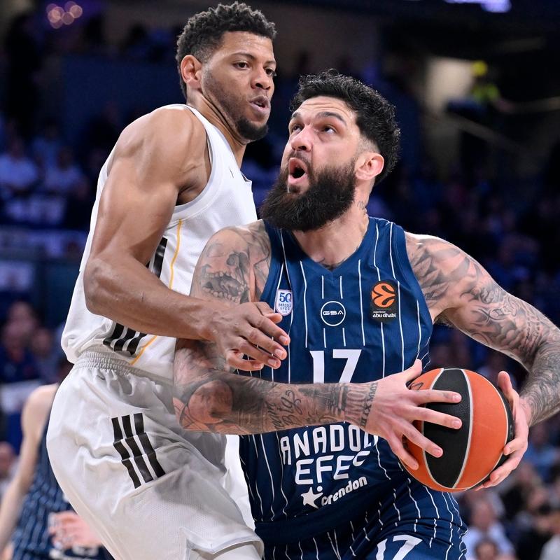 Anadolu Efes, Real Madrid deplasman�nda kay�p
