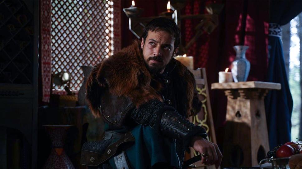 Kuruluş Orhan'ın yıldızı Mert Yazıcıoğlu aşkını ilan etti! Sevgilisi ünlü ismin torunu çıktı...