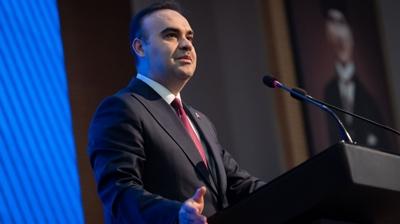 Bakan Kacır: Türkiye bir öz güven devrimi inşa etti