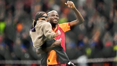 Girişimler başladı! Avrupa devi, Victor Osimhen'i istiyor