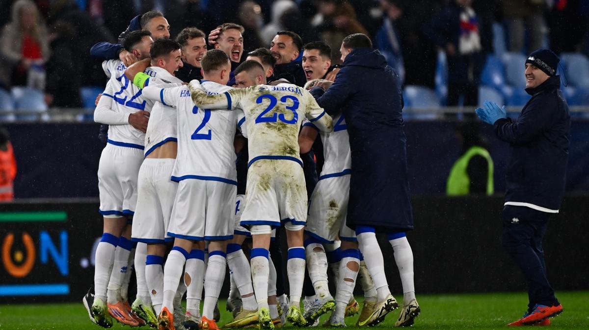 kosova d�nya kupas� slovakya t�rkiye foto�raflar� resimleri