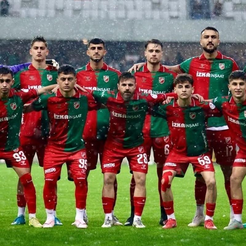 Kar��yaka evinde Eski�ehir'i a��rlayacak