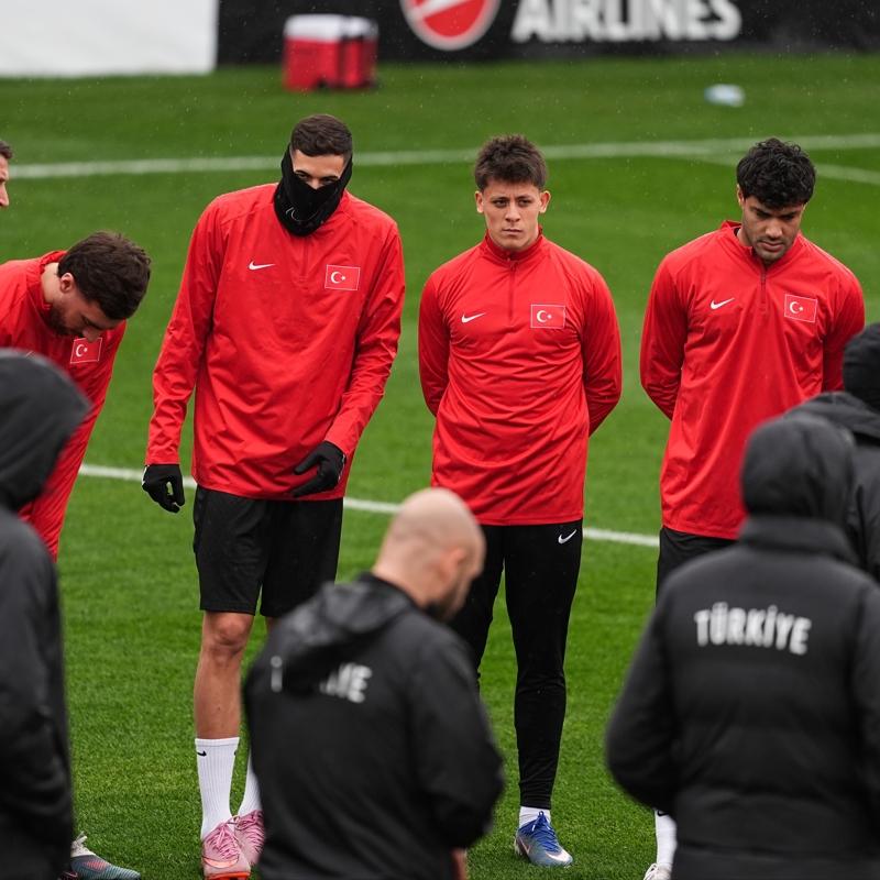 Milliler, Kosova mesaisini ya�mur alt�nda s�rd�rd�