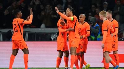 Hollanda, Norveç'i dostluk maçında 2 golle geçti