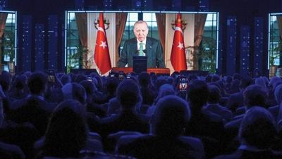 Uluslararas� sistem me�ruiyet krizi ya��yor... Cumhurba�kan� Erdo�an, STRATCOM Zirvesi'ne mesaj g�nderdi