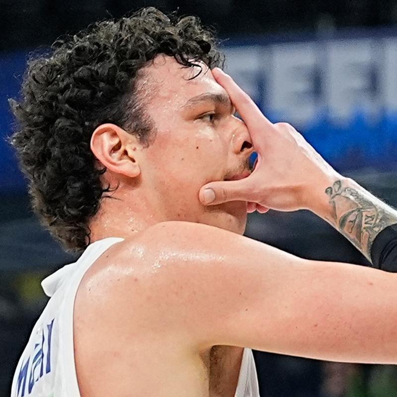 Anadolu Efes, TOFA� kar��s�nda galip geldi