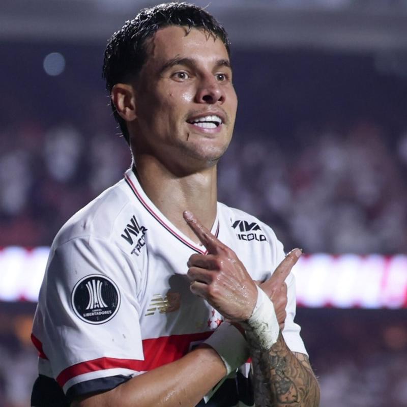 G�r��meler ba�lad�! Be�ikta�'a Brezilyal� kanat