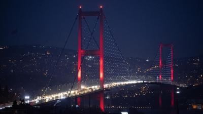 Tarihi yap�lar otizm i�in ayd�nlat�lacak: Etkinlikler Nisan ay� boyunca s�recek