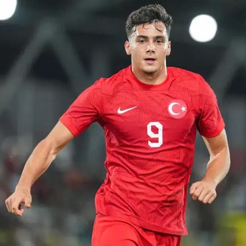 �mit Milli Tak�m'a, Mustafa Hekimo�lu'ndan k�t� haber