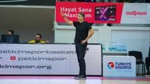 Resmen a��kland�! Alia�a Petkimspor'da �zhan ��vg�n ayr�l��� duyuruldu