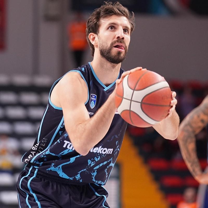 T�rk Telekom, BKT Avrupa Kupas�'nda final i�in parkeye ��k�yor