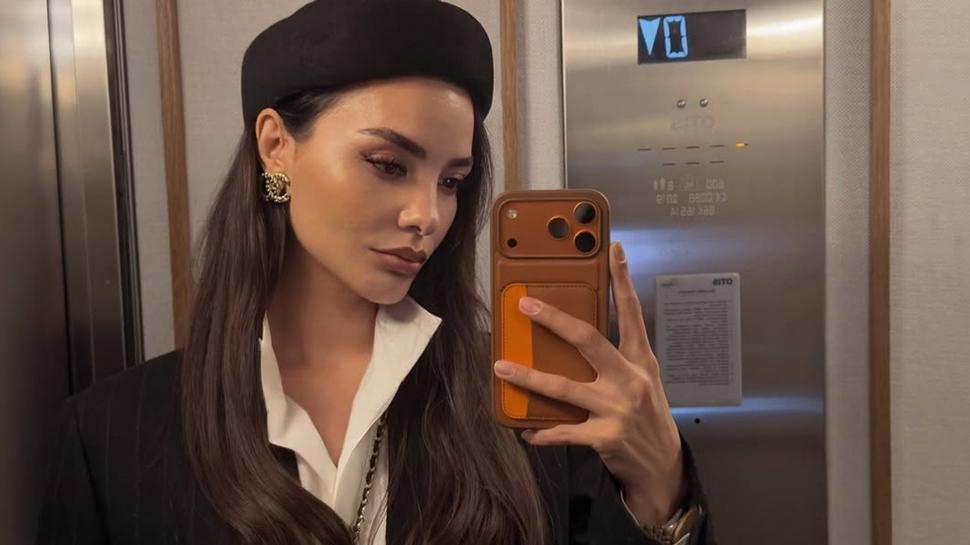 Hazal Filiz Küçükköse setlere dönüyor! Proje müjdesini verdi…