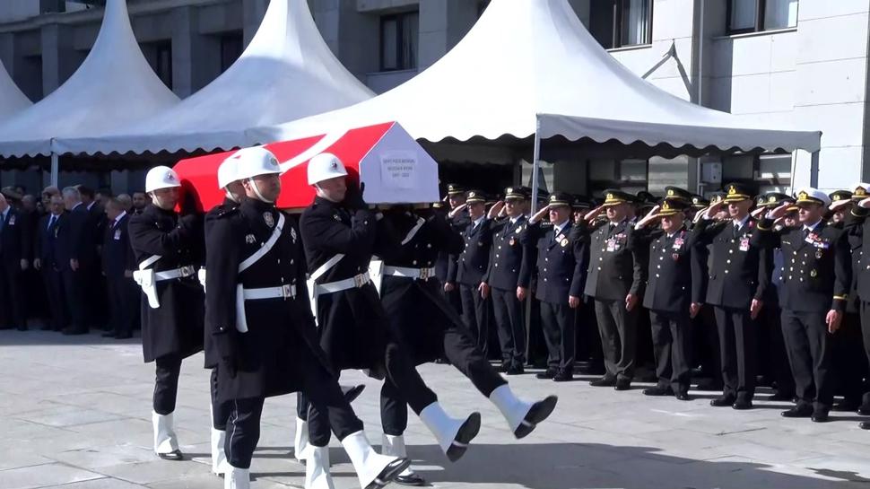 Şehit polis için İstanbul'da cenaze töreni