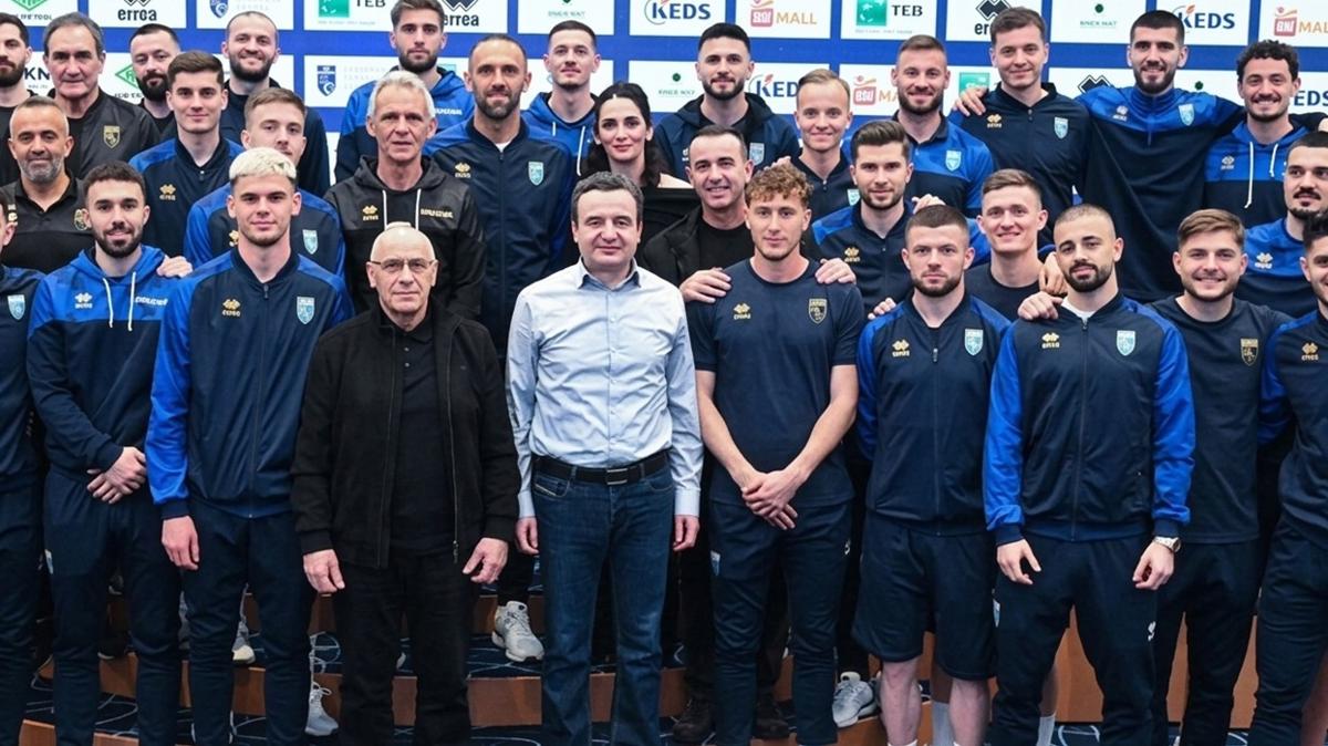 t�rkiye kosova albin kurti foto�raflar� resimleri