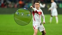 Alt�n gol! Kerem Akt�rko�lu sahnede